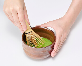 matcha being mixed